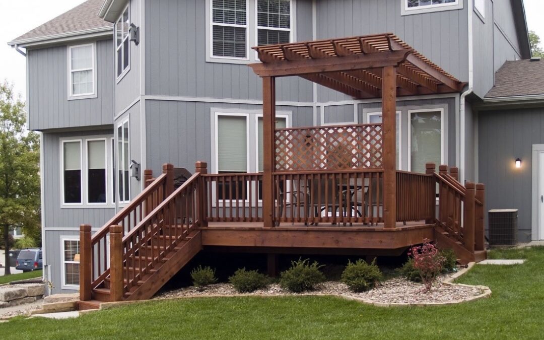 3 Reasons to Redo Your Kansas City Deck in the Fall