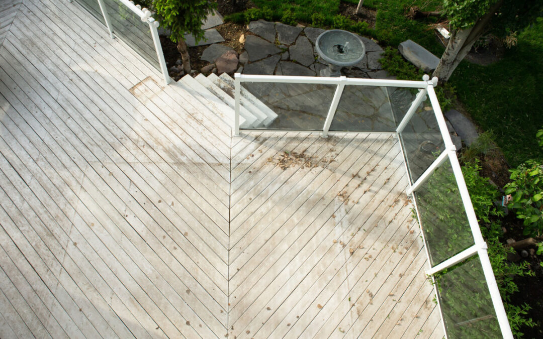 4 Signs Your Deck is Unsafe